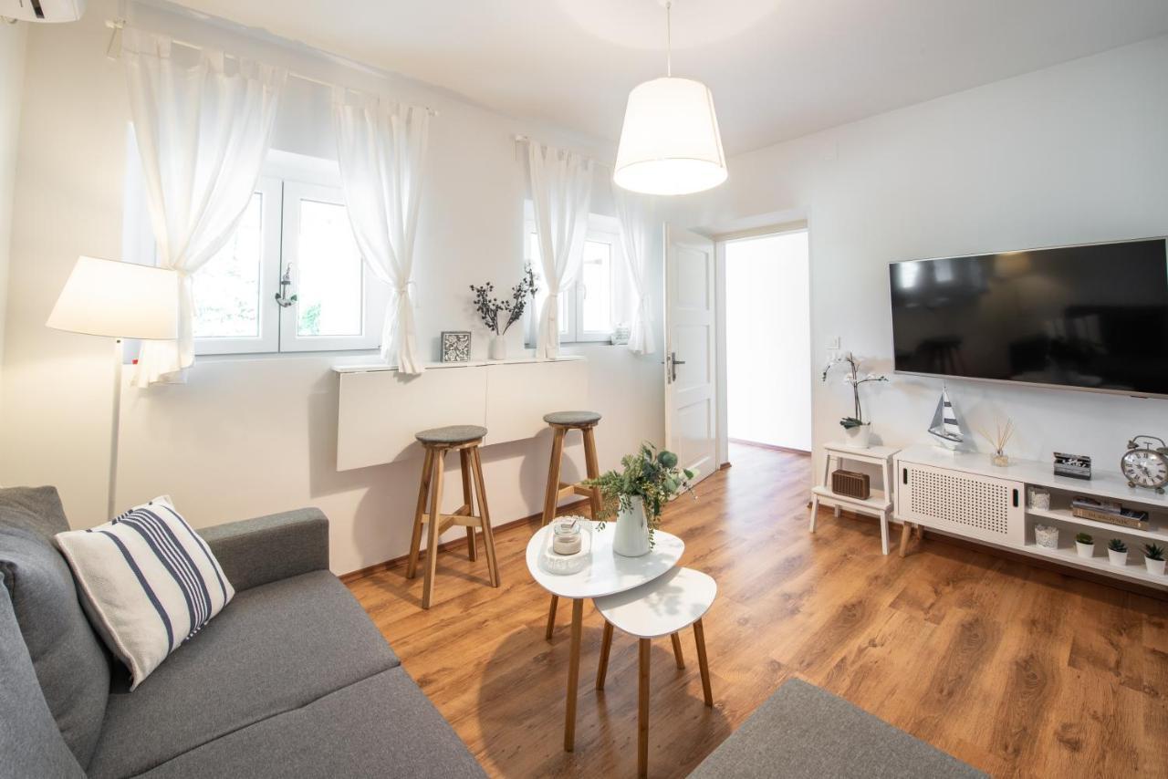 Apartment Near Old Town, Free Parking & Huge Garden Dubrovnik Kültér fotó