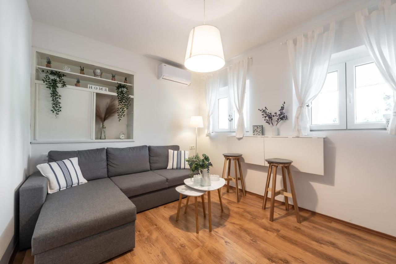 Apartment Near Old Town, Free Parking & Huge Garden Dubrovnik Kültér fotó