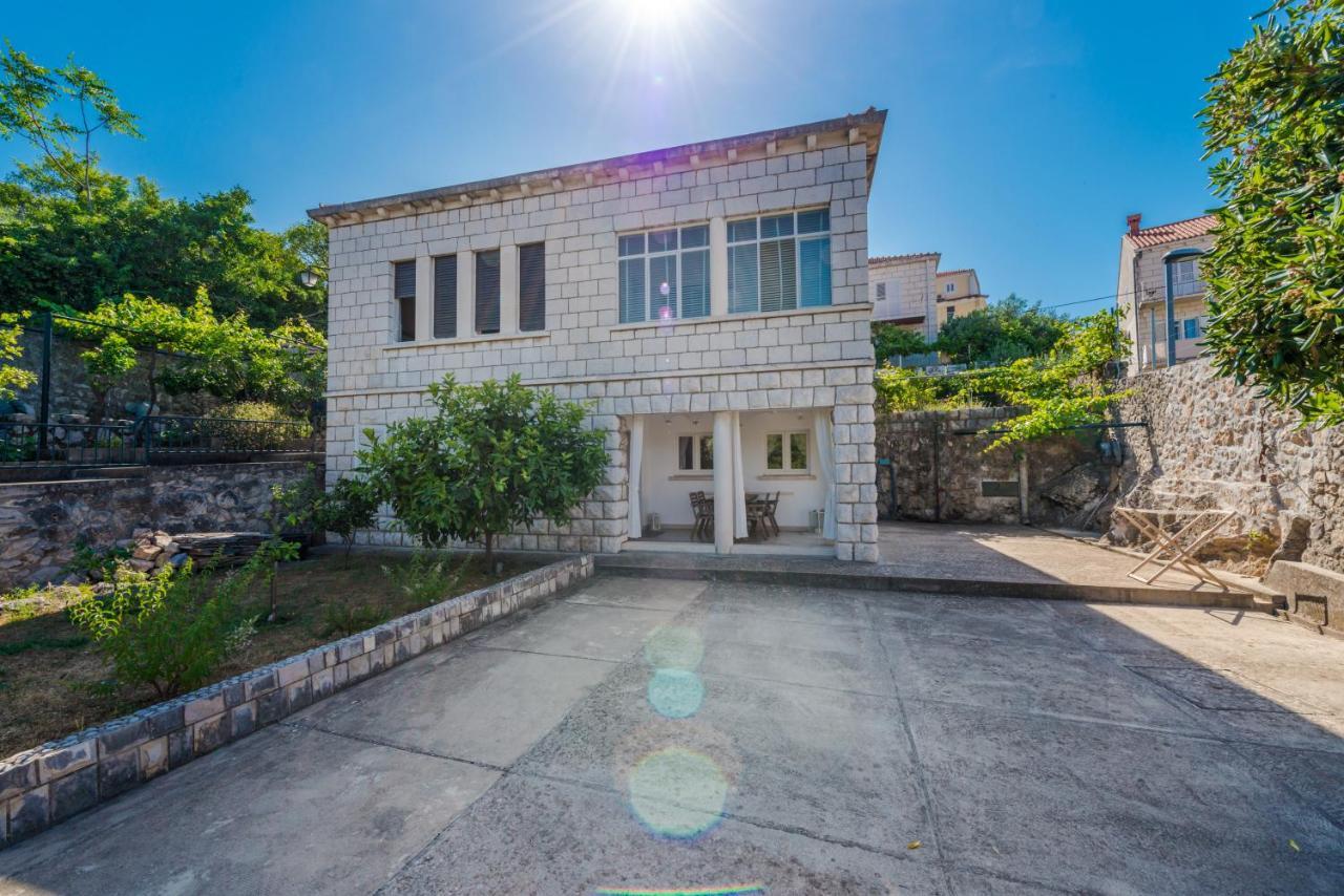 Apartment Near Old Town, Free Parking & Huge Garden Dubrovnik Kültér fotó